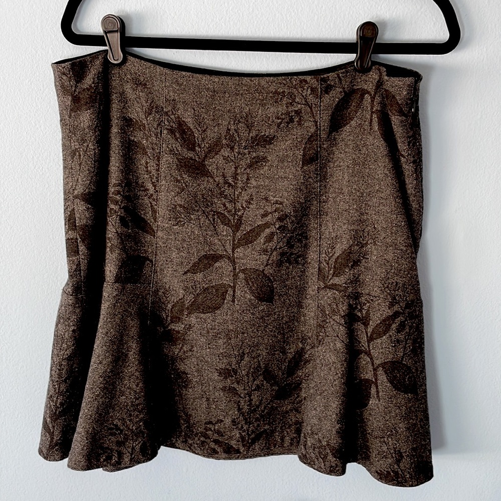 Banana Republic Women’s Flounce Skirt. Size 12